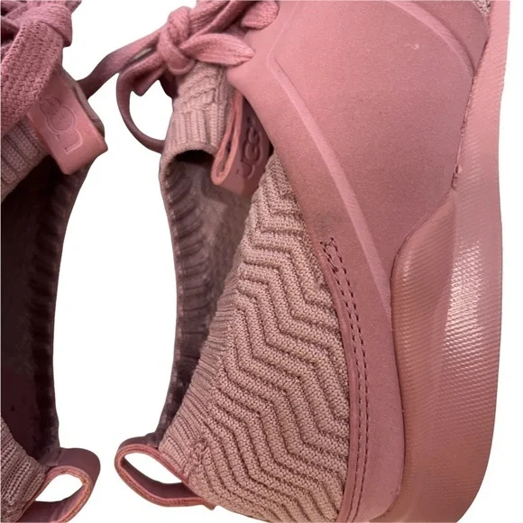 UGG Willows Sneaker Pink Knit Size 7 Lifestyle Sporty Gym Shoe Treadlite - Picture 8 of 11